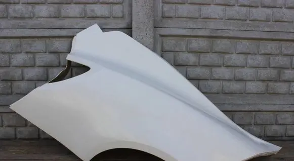Alfa Romeo 4C Fender end trim 50525556