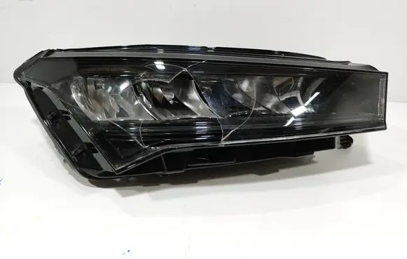 Skoda Enyaq iV Headlight/headlamp 5LB941016