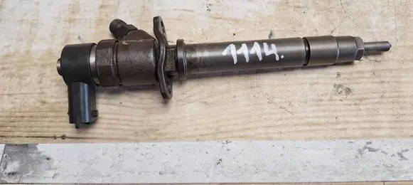 Volvo S60 Fuel injector 0445110078