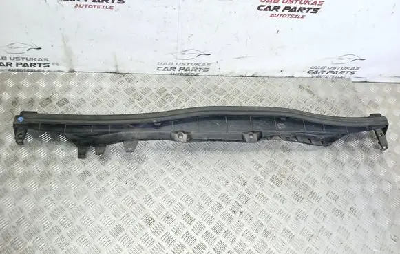 Peugeot 2008 I Wiper trim 9673301680 3335 A0011001
