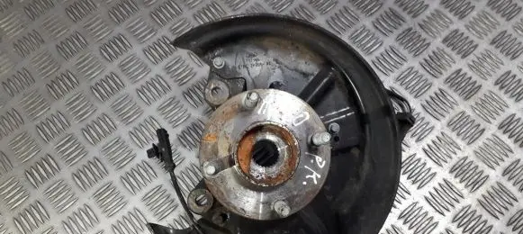 Ford Fiesta Front wheel hub ay1c3k171bab1a ay1c-3k171-ba-b1a