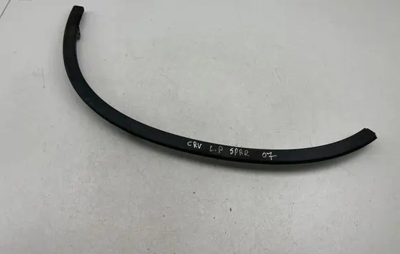 Honda CR-V Front arch trim 74165