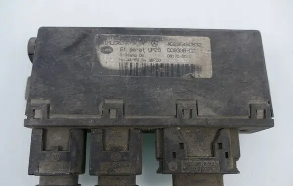 Mercedes-Benz C W203 ABS control unit/module A0295450632