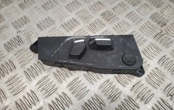 BMW 5 F10 F11 Seat control switch 9275077