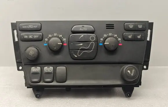 Volvo V70 Climate control unit 30746022 06W06E01 SN31488872