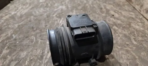 Volvo S60 Mass air flow meter 9202199