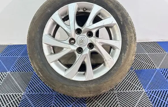 Toyota Auris E180 R16 alloy rim