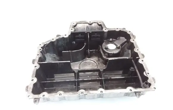 Volkswagen Touareg I Oil sump 07Z103601AK 07Z103604E