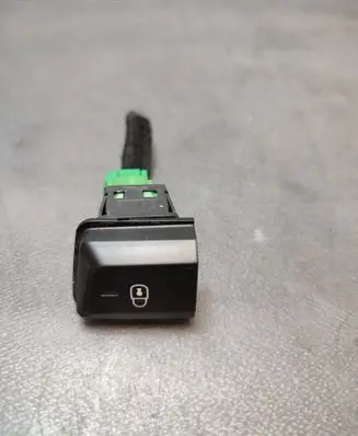 Peugeot 2008 I Central locking switch button 96750883Z0