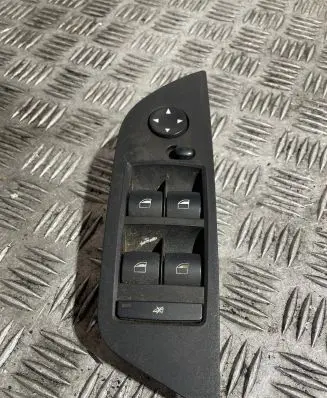 BMW X1 E84 Electric window control switch 9216047 11W43K805 HW06SW07
