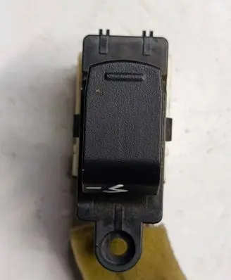 Suzuki SX4 S-Cross Electric window control switch AWF2A5814F