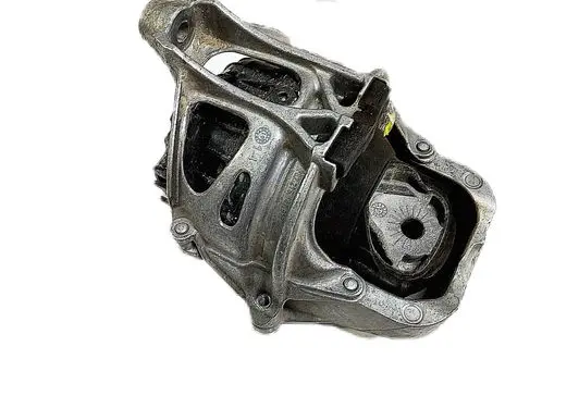 Engine mount bracket