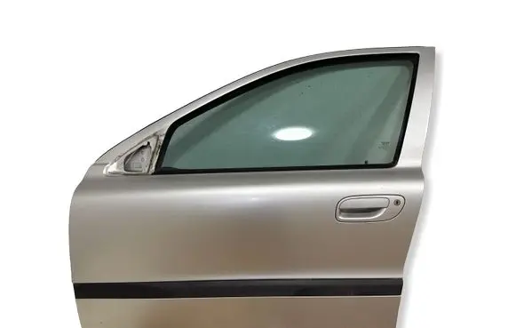 Volvo S60 Front door 