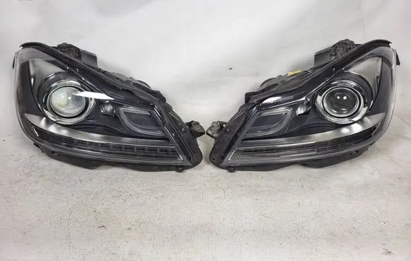 Mercedes-Benz C W204 Headlights/headlamps set A2048204739 A2048204839 03025442820