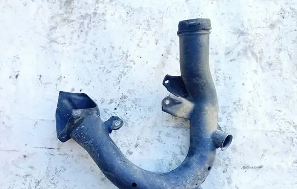 Toyota RAV 4 (XA30) Air intake hose/pipe 1775128060