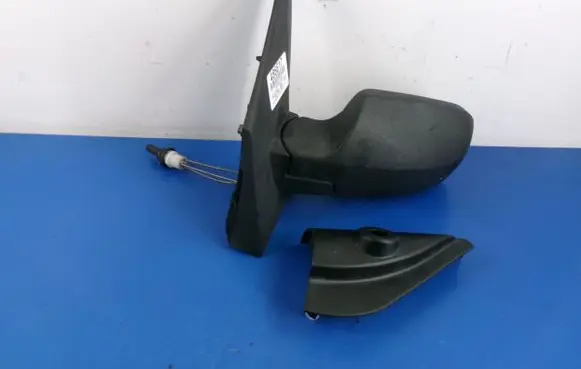 Ford Fusion Front door electric wing mirror