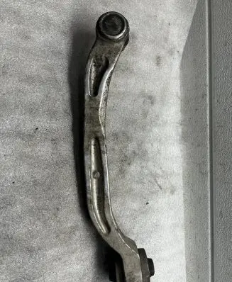 Audi A6 S6 C6 4F Front lower control arm/wishbone 4F0407693H