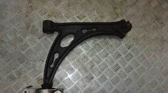 Skoda Octavia Mk2 (1Z) Front lower control arm/wishbone 1K0407153N