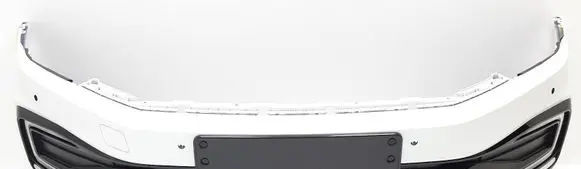 Volkswagen PASSAT B8 Front bumper 3G0807217BF