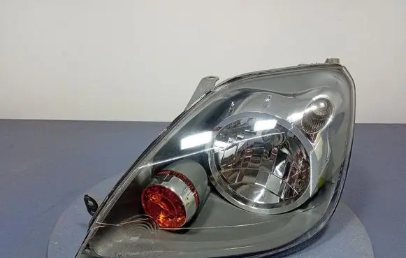 Ford Fiesta Headlight/headlamp 20-A848