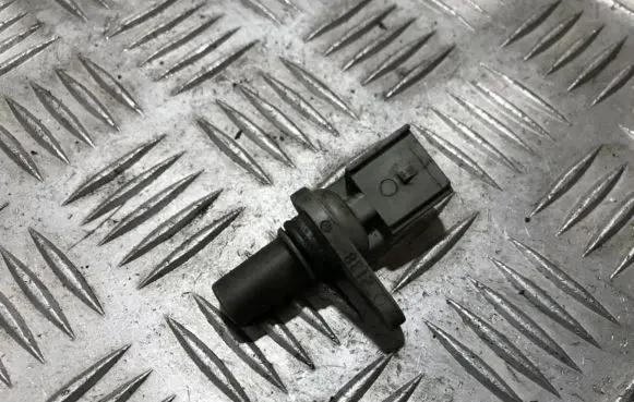 Ford Mondeo Mk III Camshaft position sensor 6c1112k073aa 6c11-12k073-aa