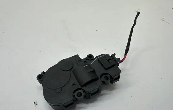 BMW X3 G01 Air flap motor/actuator T52579A