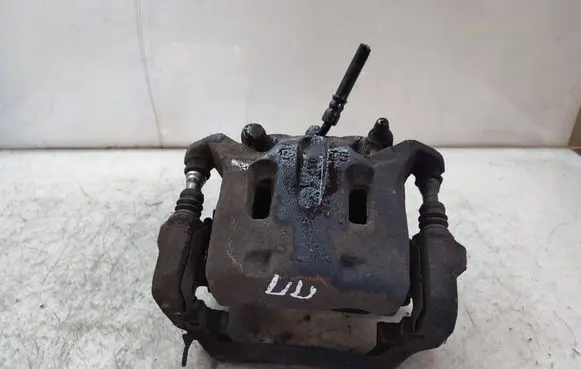 Nissan Navara Front brake caliper
