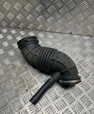 Hyundai Santa Fe Air intake hose/pipe 281302W300