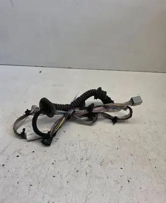 Volvo V70 Rear door wiring loom 8645683
