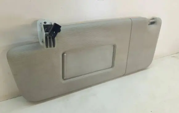 Volkswagen Touran I Sun visor 6Q0857551