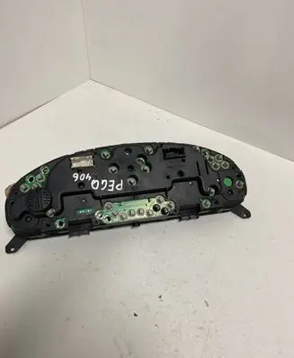 Peugeot 406 Speedometer (instrument cluster) 9639940380