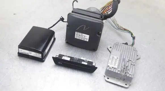 BMW 5 F10 F11 Distronic sensor radar 6799713 6799136 6851378 6799713 6851378 6799136