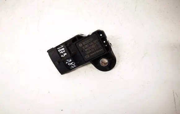 Opel Insignia A Air pressure sensor 0281006077