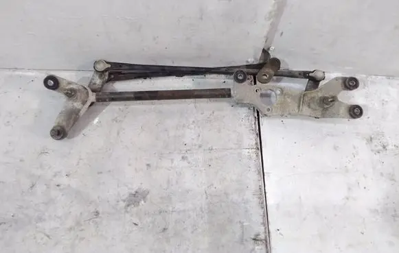 Front wiper linkage