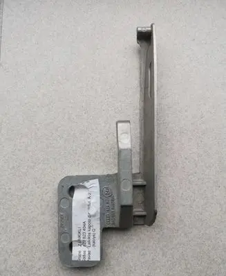 Audi A2 Engine bonnet/hood hinges 8Z0823404A
