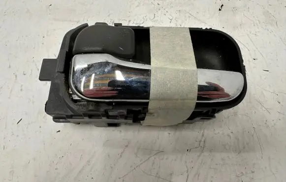 Nissan X-Trail T30 Rear door interior handle