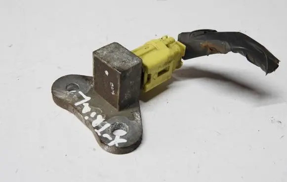 Nissan X-Trail T31 Airbag deployment crash/impact sensor M9RC830
