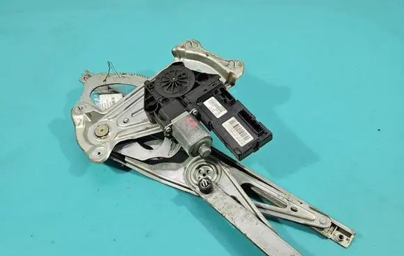 Renault Megane III Front door window regulator with motor 966367-200 IMPRK1503412