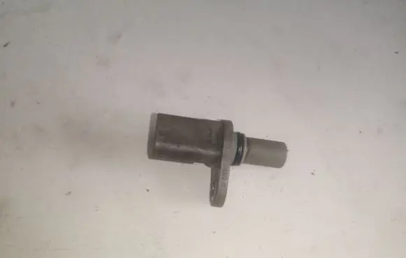 Ford Mondeo Mk III Camshaft position sensor 6C1112K073AC