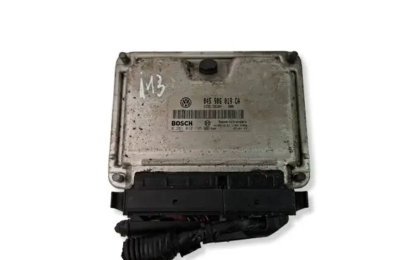 Volkswagen Polo IV 9N3 Engine control unit/module 045906019CA 0281012195 1039S13131