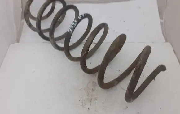 Volvo S70 V70 V70 XC Front coil spring 3546643 3546640