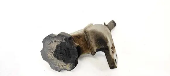Brake fluid reservoir