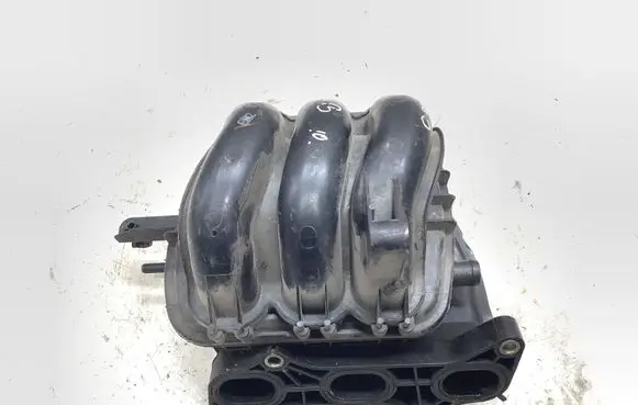 Toyota Aygo AB10 Intake manifold