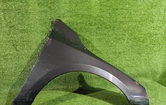 Volvo S60 Fender 