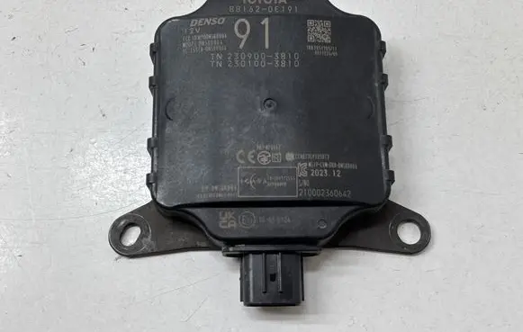 Toyota Highlander XU70 Blind spot module 881620E191 2309003810 2301003810