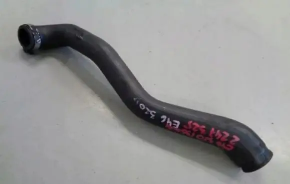 BMW 3 E46 Coolant pipe/hose 