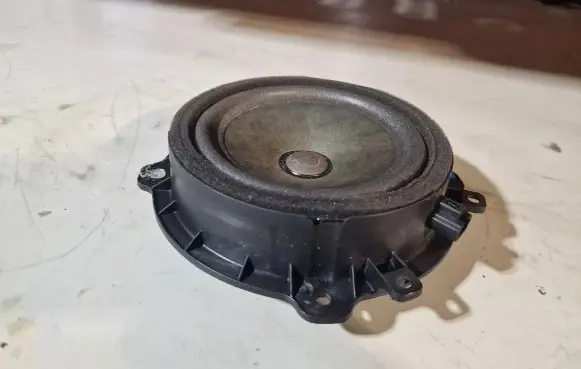 Hyundai i20 (PB PBT) Front door speaker 963301J000