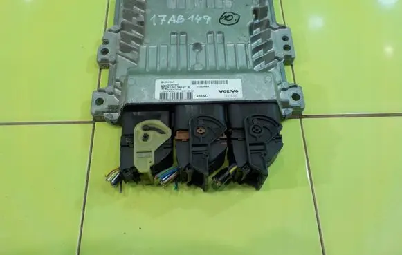 Volvo V60 Engine control unit/module 31355669
