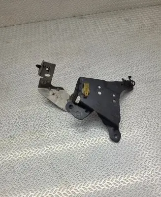 Jaguar XE Other engine bay part H4D312A610BA