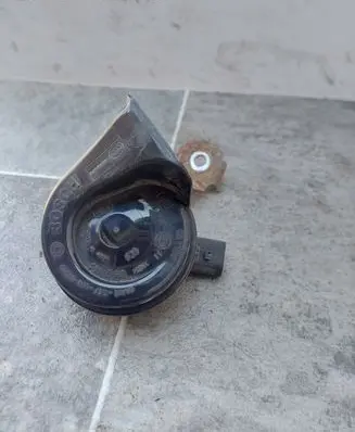 Skoda Octavia Mk2 (1Z) Horn signal 001157